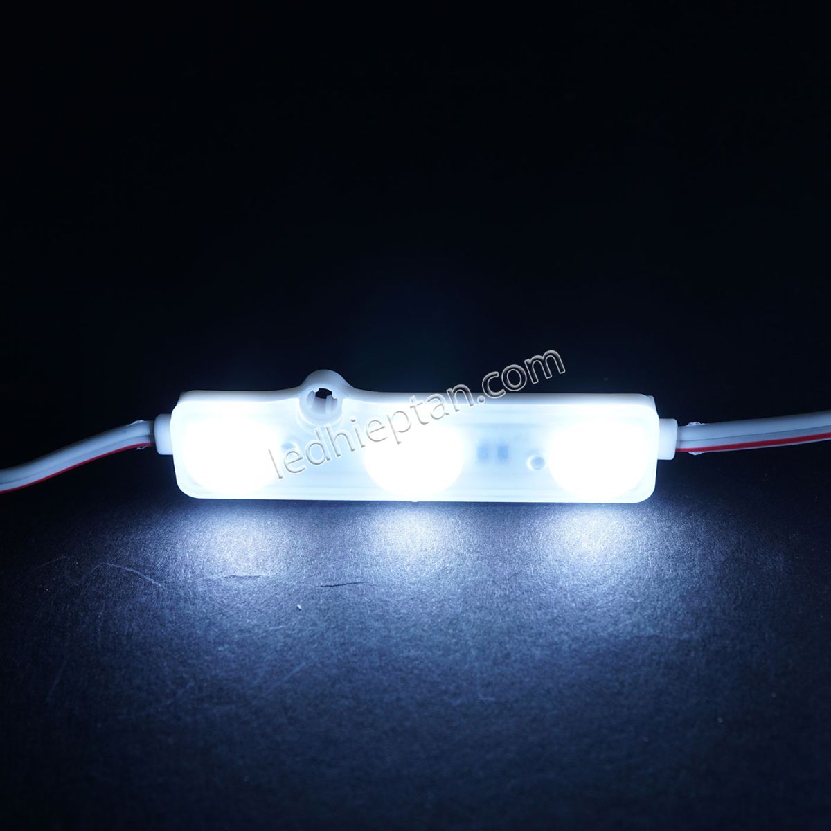 LED 3 bóng 7117 LT 1.5w SMD5730 TRẮNG FHQ