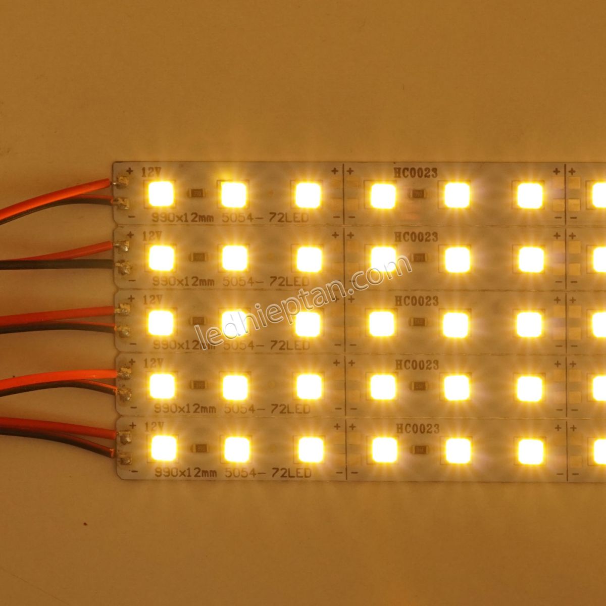 Led Cây tim 5054 ấm 72 led 12V (vỉ 5 cây)