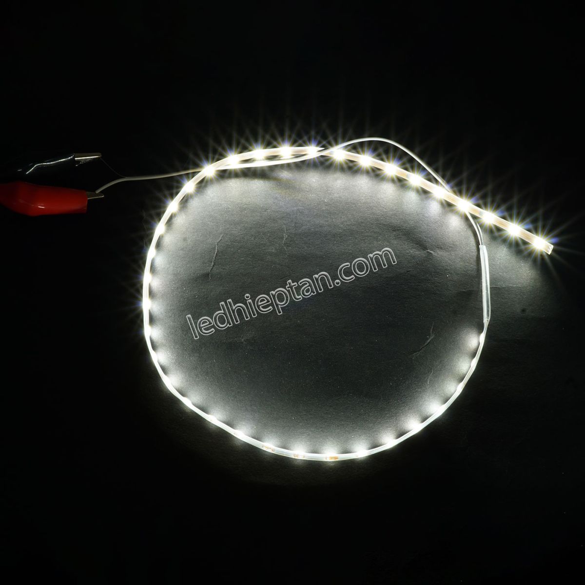 LED dây dán trang trí xe máy, ô tô 45cm 12V trắng