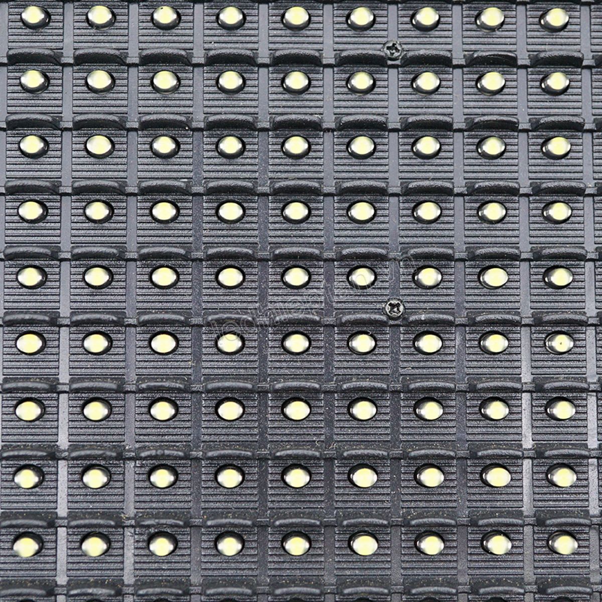 P10 trắng GKGD