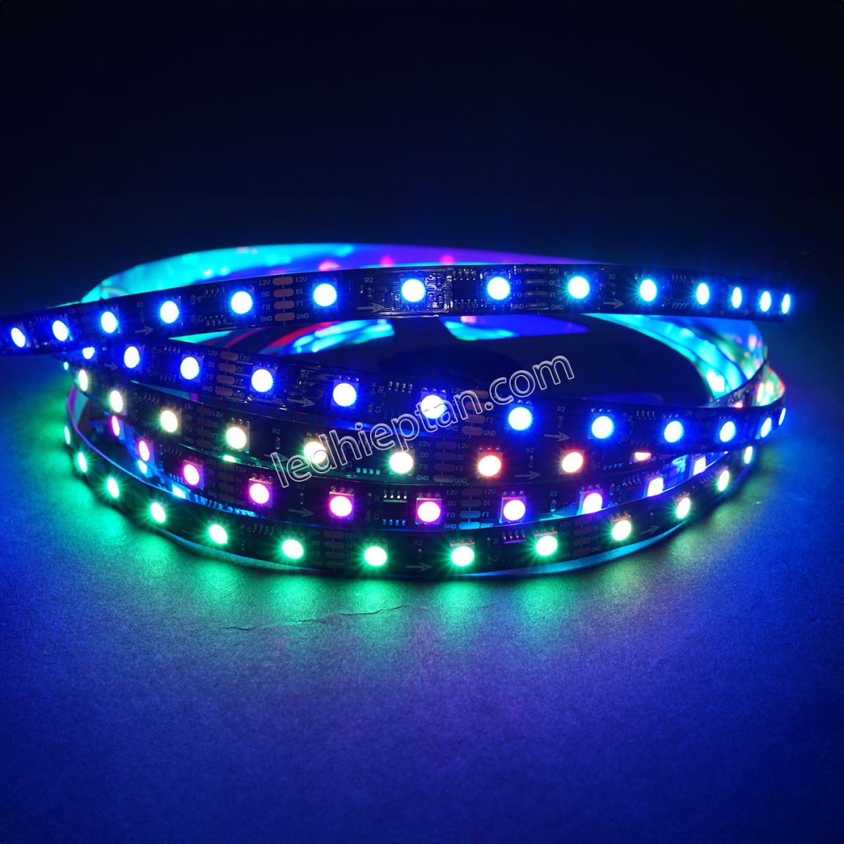 Cuộn LED ARGB 16703 60LED 20IC 12V 5m/c